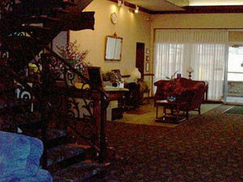Travelodge By Wyndham בדפורד מראה פנימי תמונה