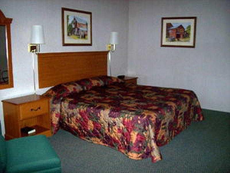 Travelodge By Wyndham בדפורד חדר תמונה