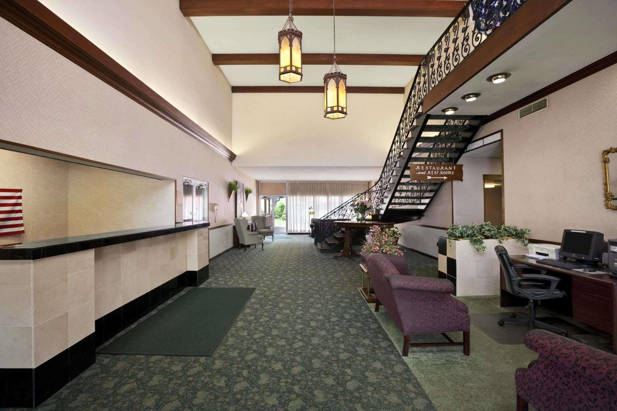 Travelodge By Wyndham בדפורד מראה חיצוני תמונה